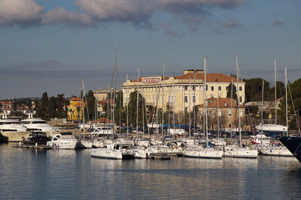 Zadar ist Ausgangshafen für den Schnuppertörn von Ecker Yachting