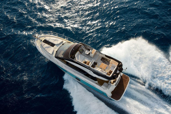 Die Beneteau MC5 ist die beste Yacht über 45 Fuß