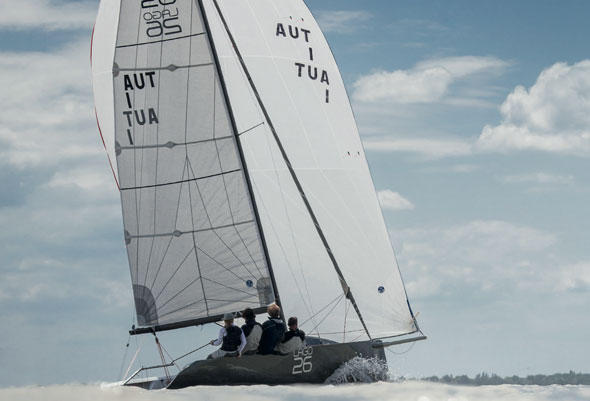 Lago 26: Schnell wie ein 20er-Jollenkreuzer, aber mit modernen Features