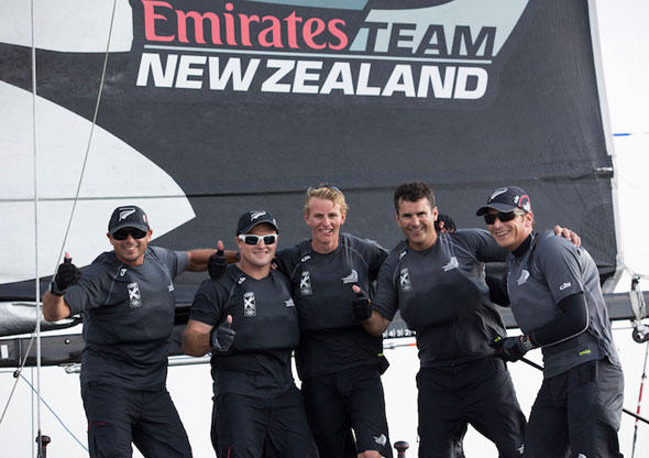 Emirates Team New Zealand feiert den Sieg in Istanbul