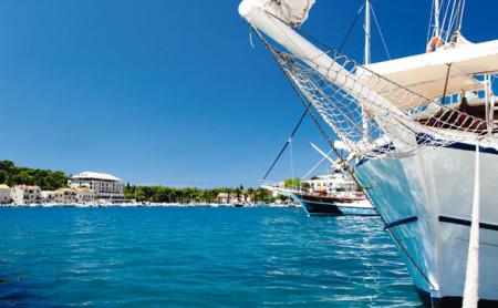 Durch die kroatische Inselwelt auf dem luxuriösen Motorsegler Azimut