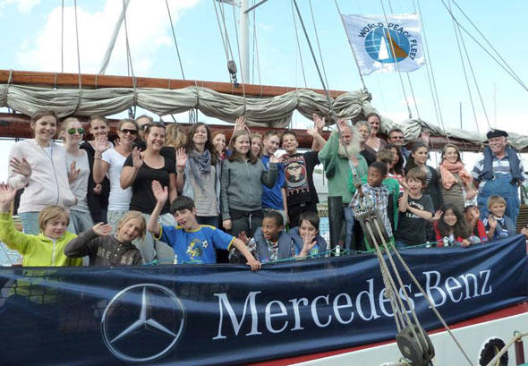 25 junge Menschen waren bei der Friedensflotte Ostsee auf 3 Schiffen ab Stralsund unterwegs