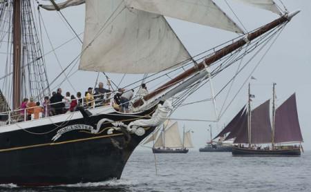 30.000 Mitsegler nutzten während der 23. Hanse Sail die Angebote der Traditionssegler