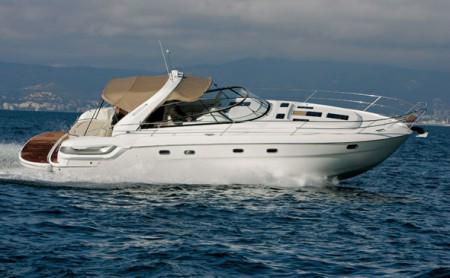 Heißes Eisen mit den stärksten Seriendieseln samt Z-Antrieben: Bavaria Sport 43