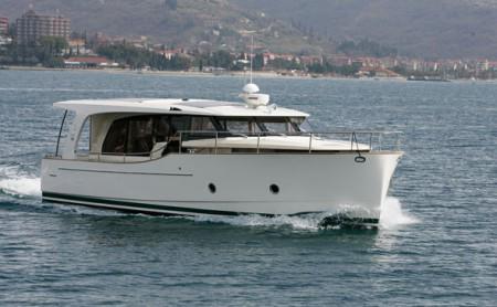 Greenline 40 Hybrid in Verdrängerfahrt - so wird man meistens unterwegs sein