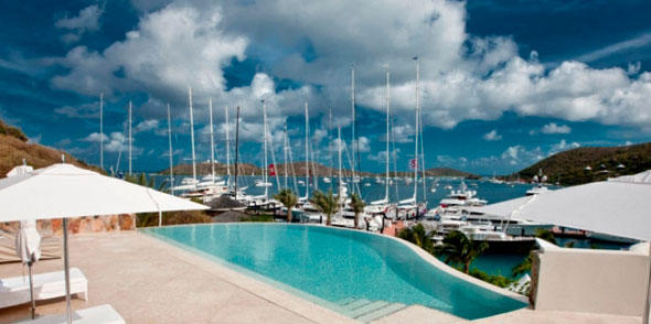 In diesem Club macht man gerne Station: Der Karibik-Ableger des noblen YC Costa Smeralda befindet sich in den Britsh Virgin Islands und soll nächstes Jahr einen Swan Cup ausrichten
