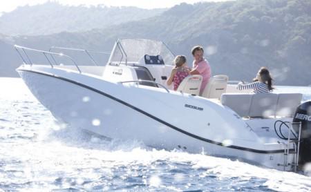 Quicksilver Activ 675 Open