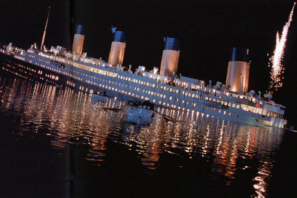 Prunk und Pracht in Schieflage: Der Untergang der Titanic zählt zu den größten Katastrophen der Schifffahrt