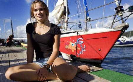 Laura Dekker hat geschafft, wovon sie seit ihrer Kindheit träumt: Sie ist als jüngster Mensch aller Zeiten alleine um die Welt gesegelt