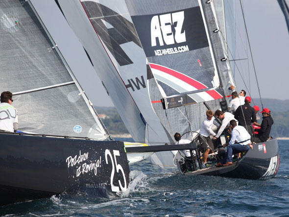 Mit Rang sieben in der Endwertung der RC44 Championship Tour 2012 dürfen die AEZ-Mannen durchaus zufrieden; besser war man am Ende der Saison noch nie platziert