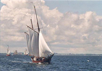 Klassische Yacht, modernes Thema