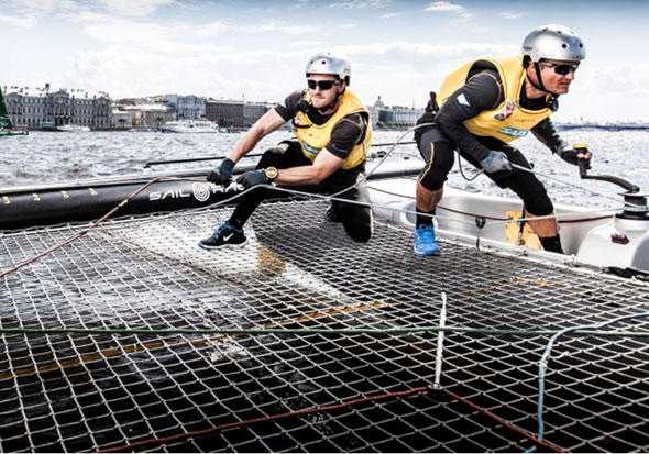 Ein Erlebnis, das man nicht kaufen, aber ersteigern kann: An Bord eines Extreme40-Kats mitsegeln