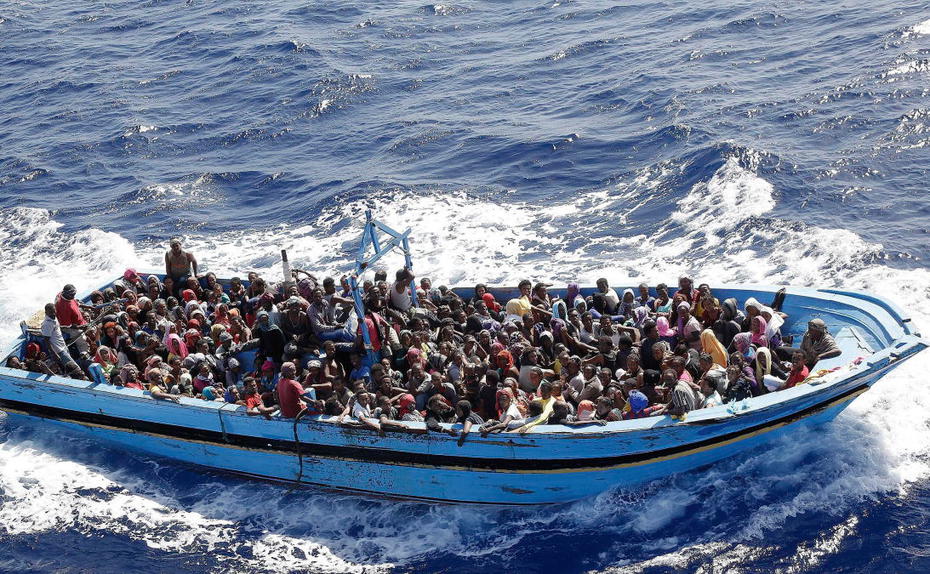 Begegnung mit Flüchtlingsboot – was tun?