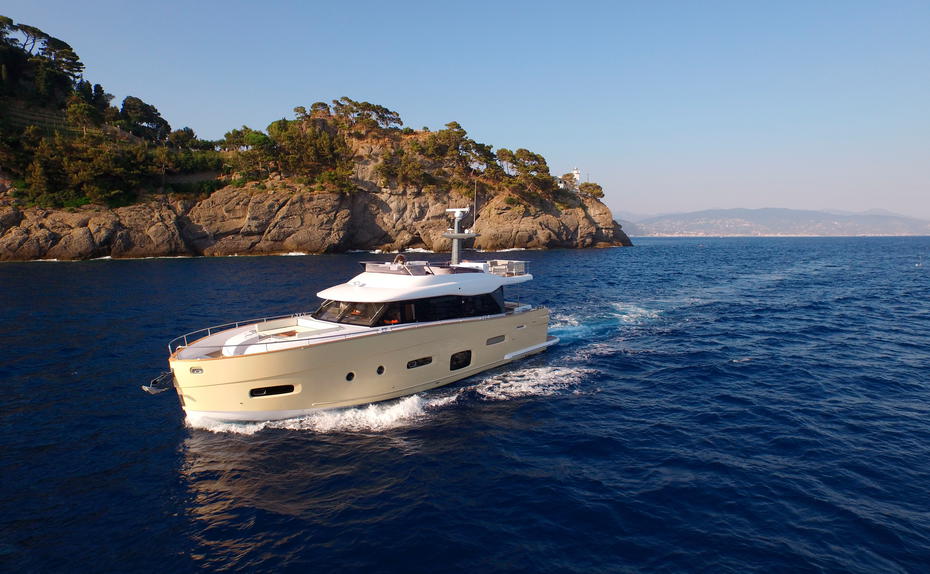 Azimut Magellano 66